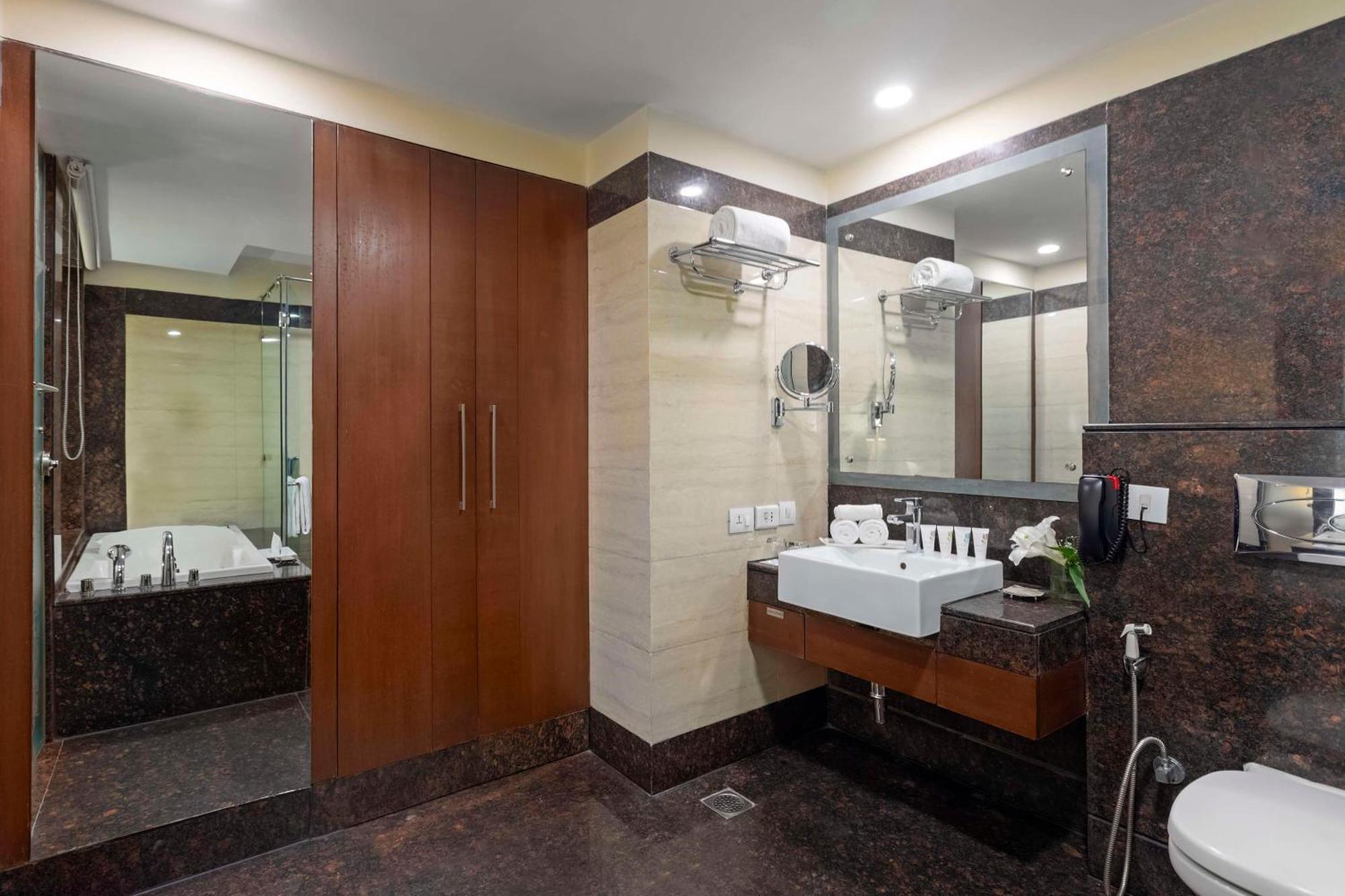 Country Inn & Suites By Radisson, Gurugram Sector 12 Gurgaon Exterior foto